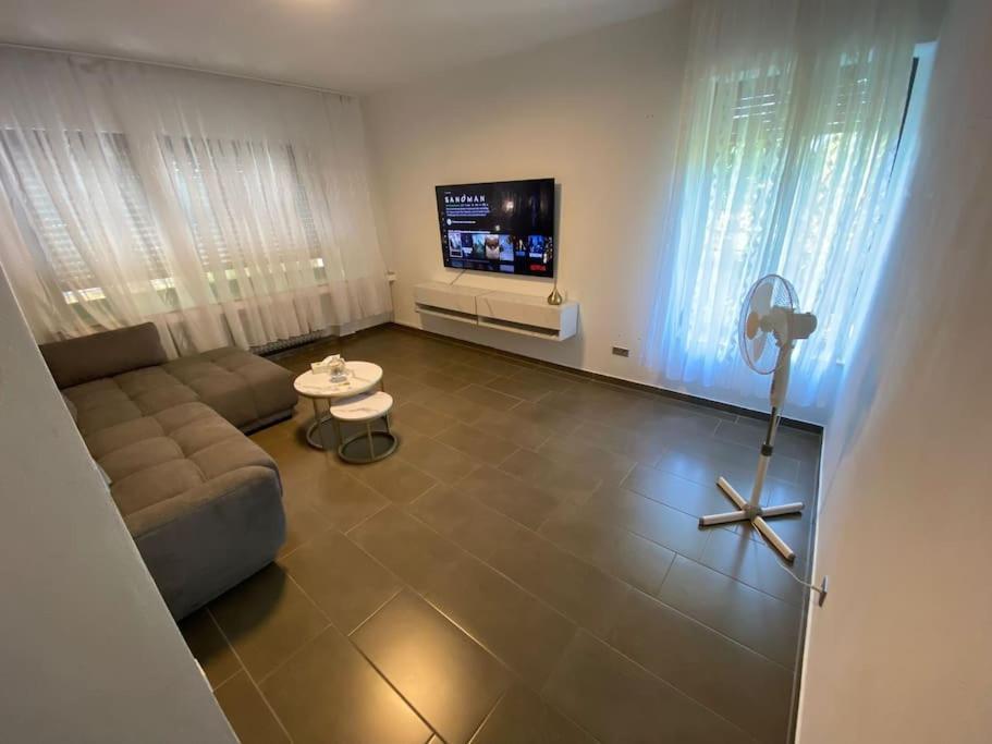 Ferien-Villa Direkt Am Rhein Sauna/Whirlpool Gotterswickerhamm Bagian luar foto