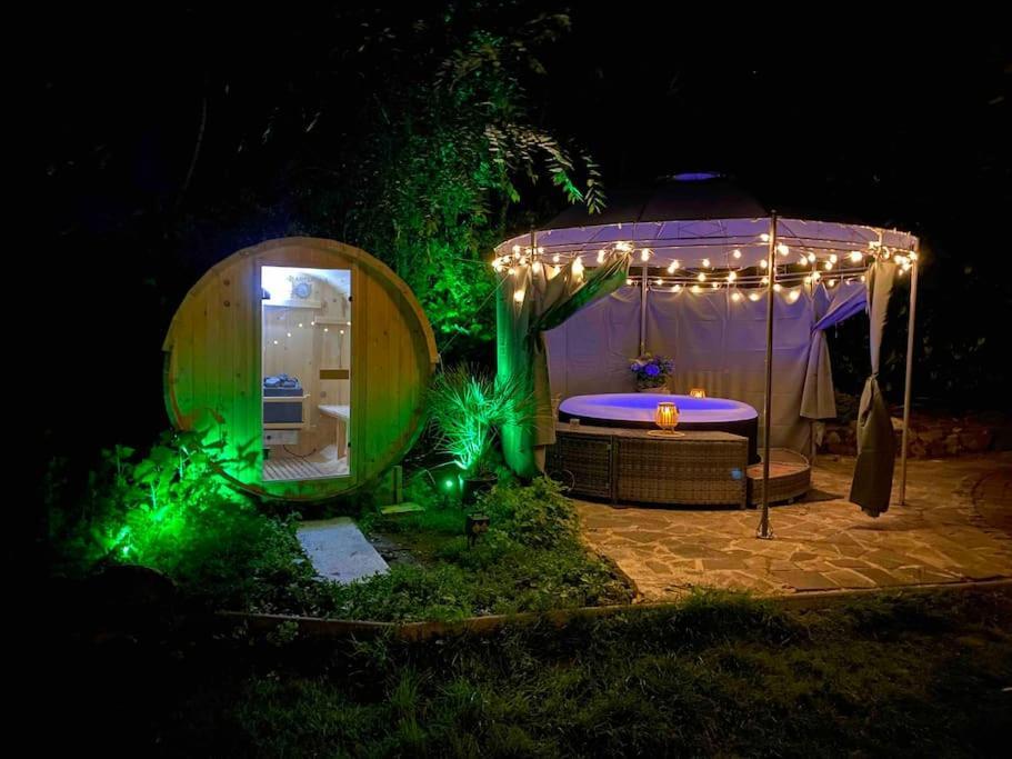 Ferien-Villa Direkt Am Rhein Sauna/Whirlpool Gotterswickerhamm Bagian luar foto