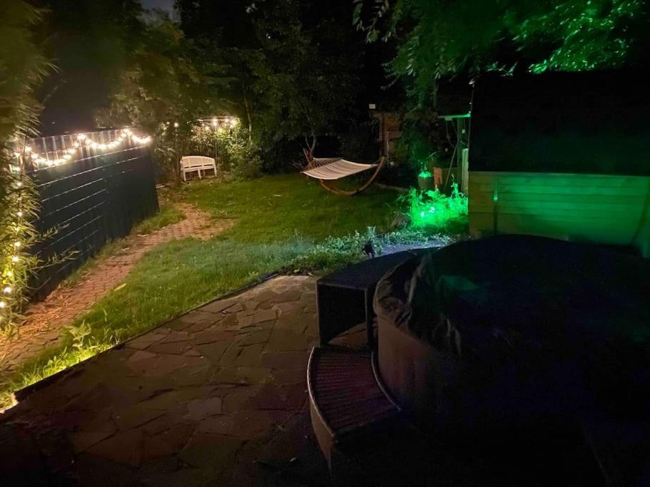 Ferien-Villa Direkt Am Rhein Sauna/Whirlpool Gotterswickerhamm Bagian luar foto